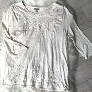 lucky brand hipster Tee! Reaches about elbow length on arms and Size M.